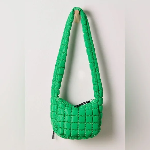 NWT FREE PEOPLE MOVEMENT Quilted Baby Carryall Sling Bag | Kelly Green MSRP $58 - Picture 2 of 11